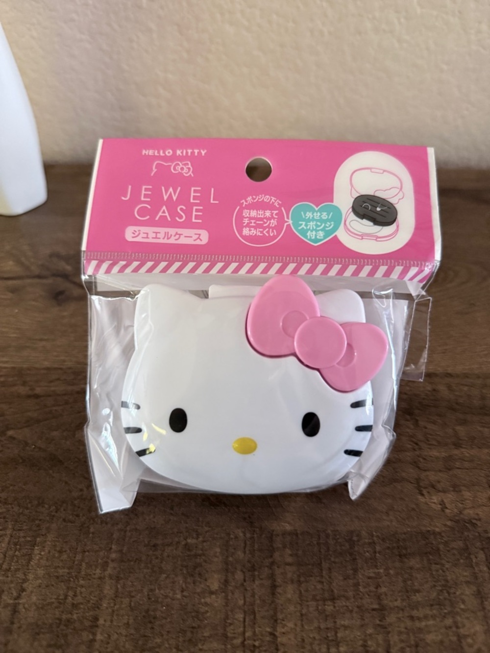 Sanrio Hello Kitty White Case with Pink Bow Jewelry Accessory Holder